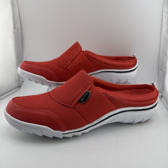 Anne Klein AK Sport Women's Guard less Slip-on Shoes Sneaker Red Size 8.5 NWB - Picture 4 of 9